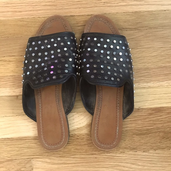 Kloe Studded Slide Sandal
JESSICA SIMPSON - Picture 4 of 5